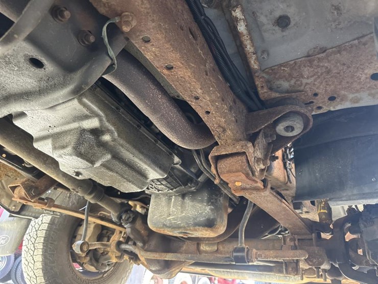 2004-ford-f350-image-44