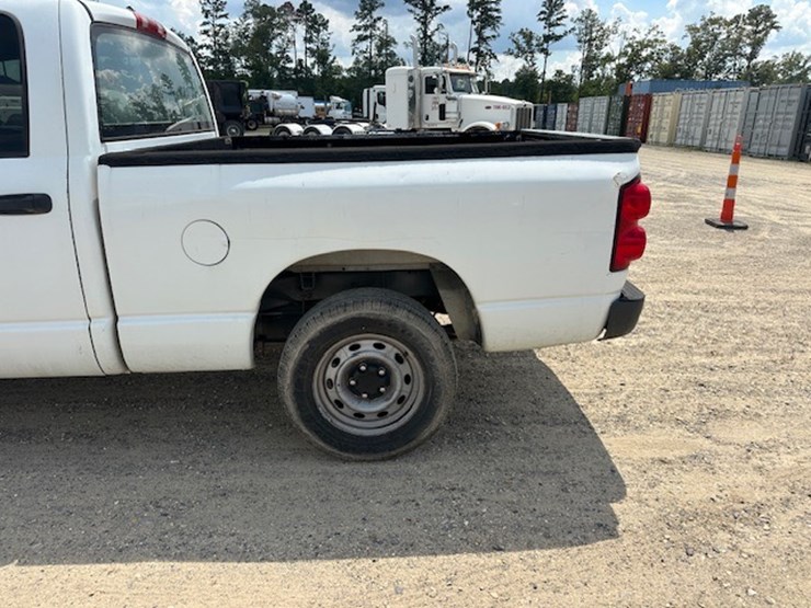 dodge-ram-1500-image-9