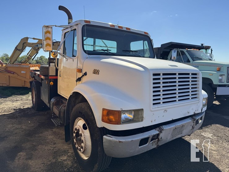 1994-international-4700-image-27