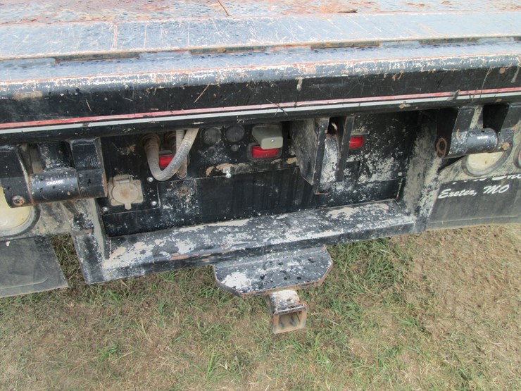 2017-ford-f350-xl-image-11
