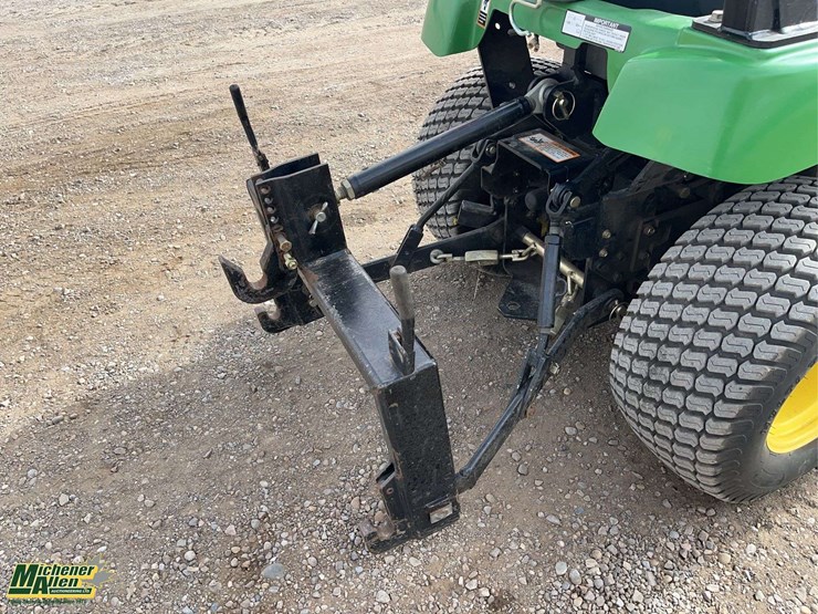 john-deere-2305-image-17