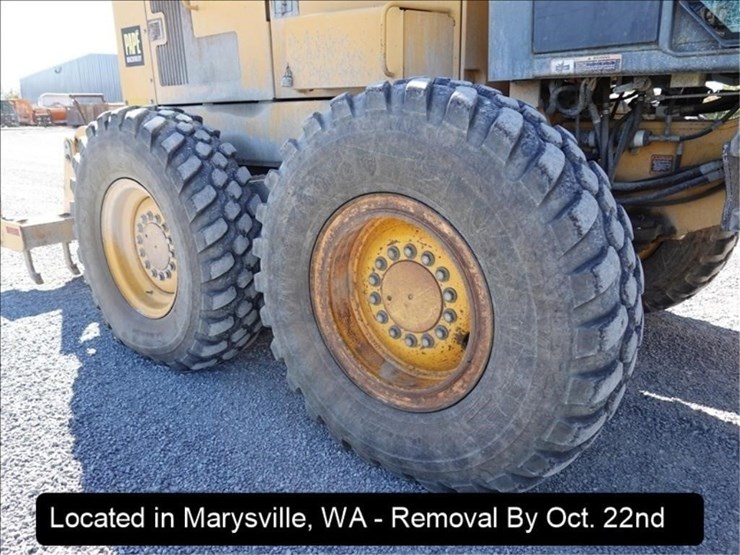 2003-deere-770ch-image-35
