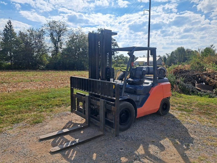 #109-•-2020-toyota-fg50u-forklift-image-9