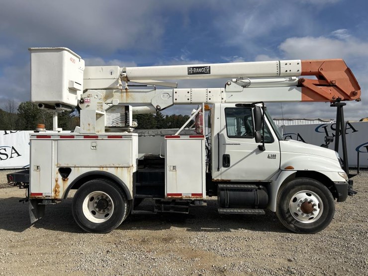 2006-international-durastar-4300-image-6