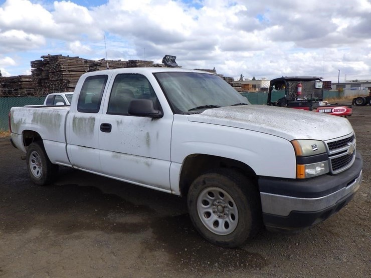 2007-chevrolet-1500-image-2