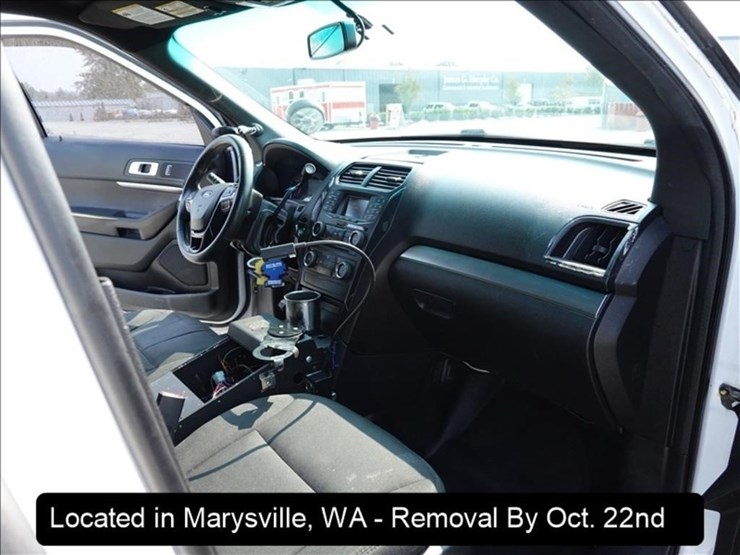 2017-ford-explorer-image-2