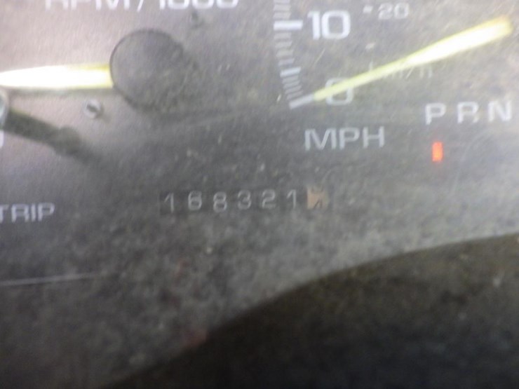 1998-chevrolet-3500-image-14