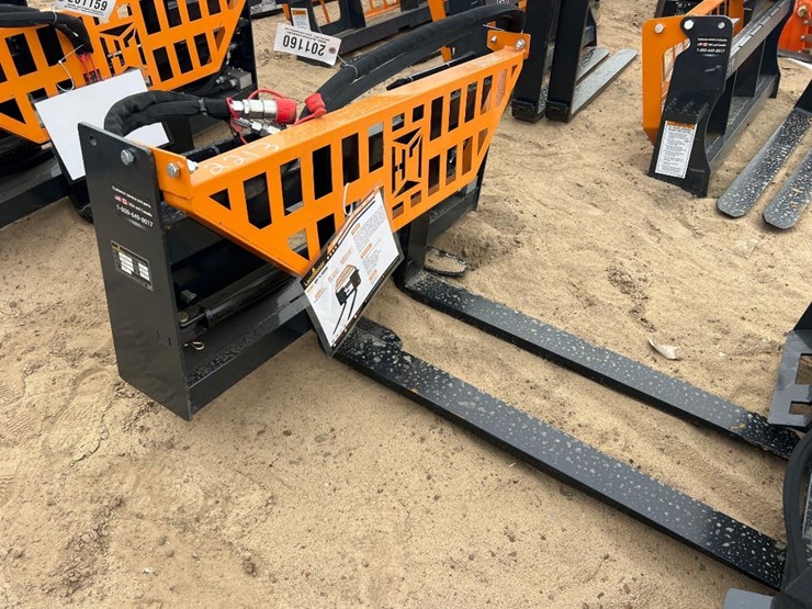 unused-landhonor-hpf-11-3000g-hyd-pallet-forks-image-1
