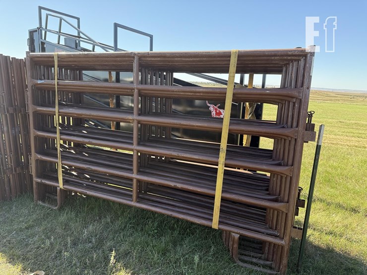 18x-hiqual-10'-panels-image-1