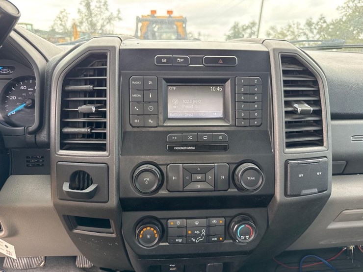 2019-ford-f550-xl-image-26
