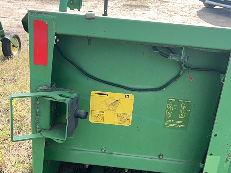 john-deere-12-image-17