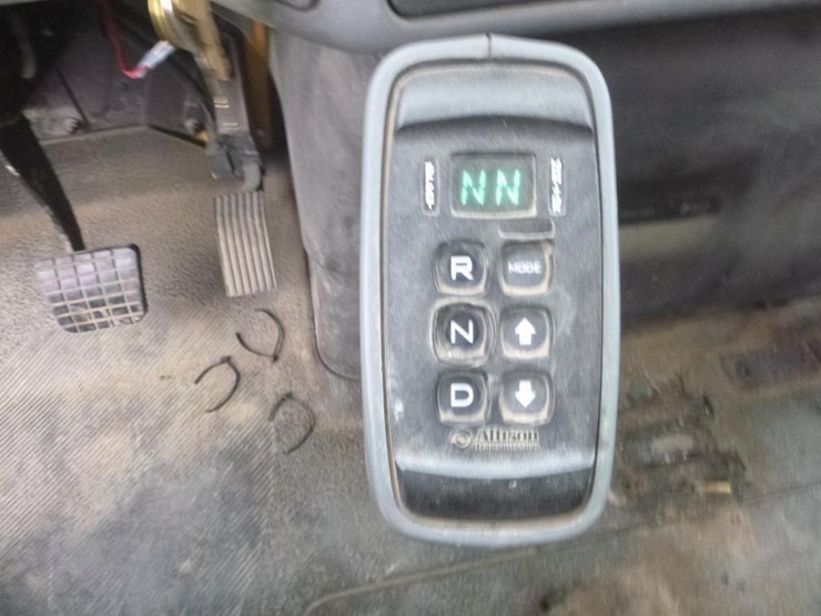 2007-international-durastar-4400-image-21