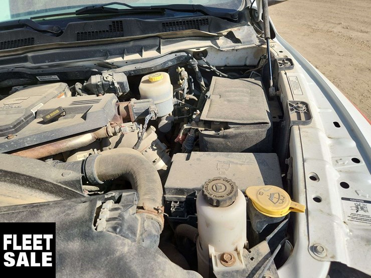2013-ram-2500-slt-image-11