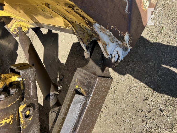 komatsu-d65ex-12-image-23