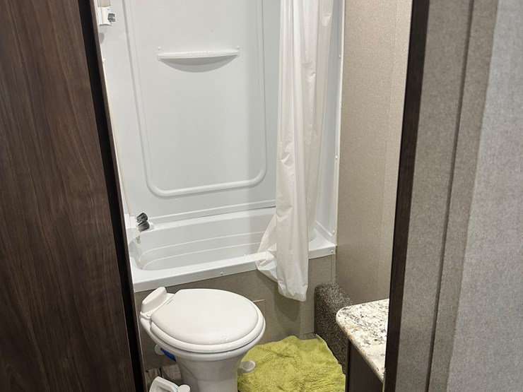#108-•-2019-keystone-281dps-image-6