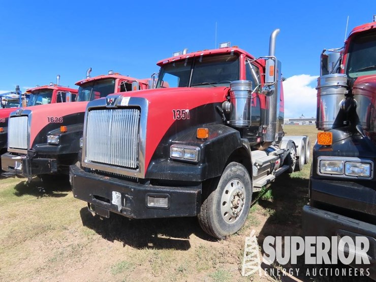 western-star-4900-image-1
