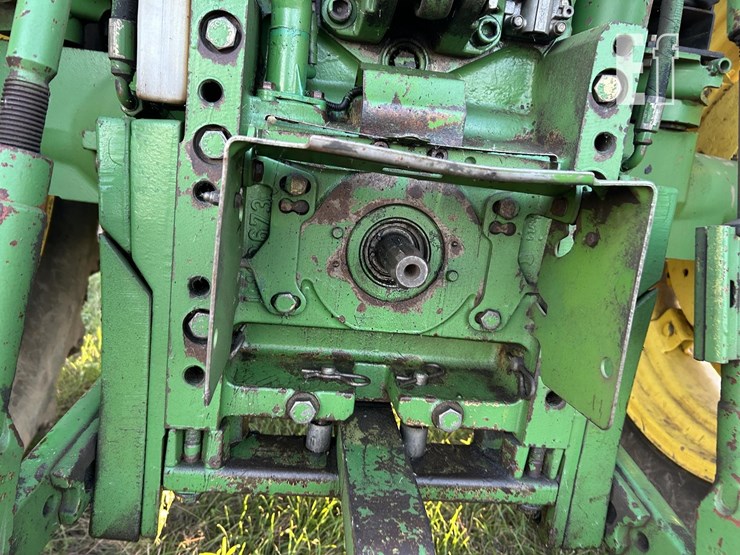 john-deere-6400-image-30
