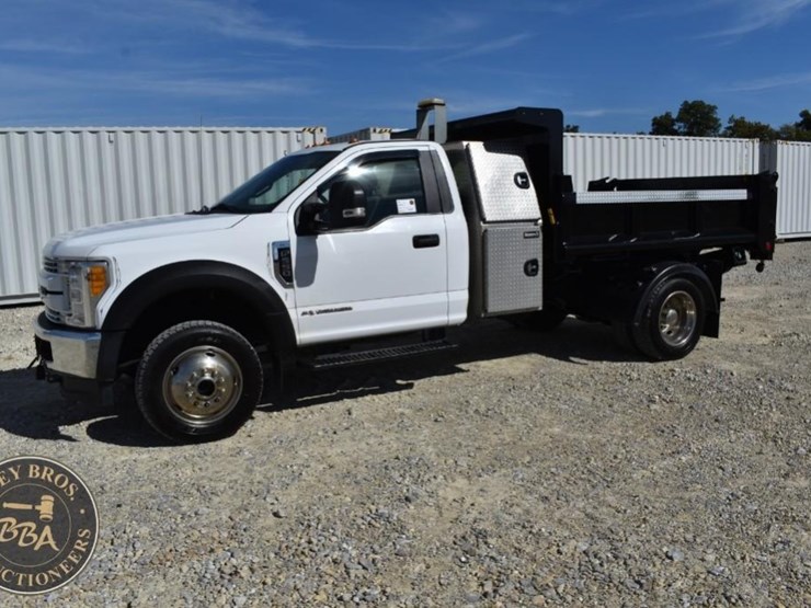 2017-ford-f550-image-5