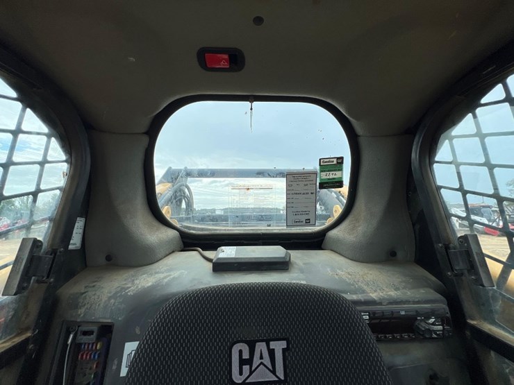 2019-caterpillar-289d3-image-28