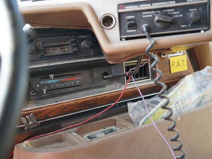 1988-ford-econoline-350-image-22