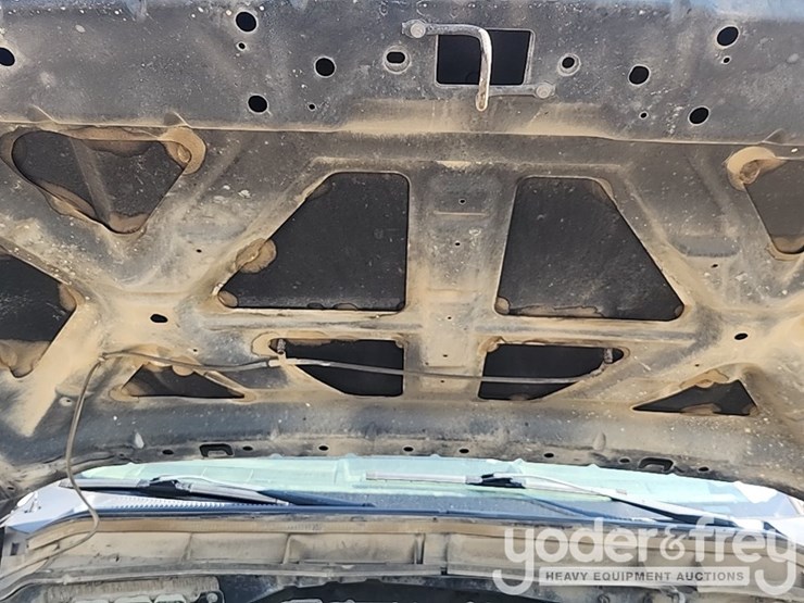2015-ford-f250-xl-image-34