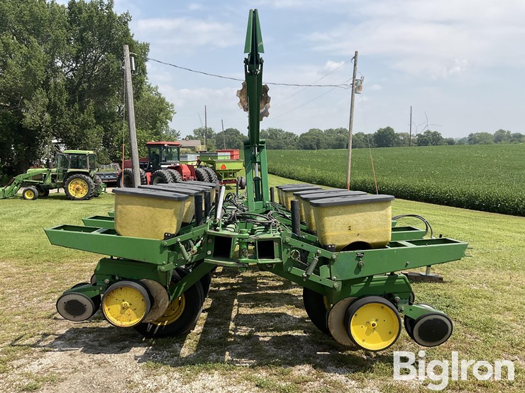 1981-john-deere-7000-image-4
