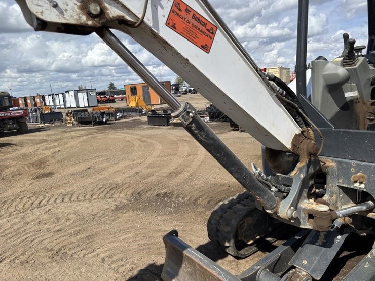 2023-bobcat-e35-image-19