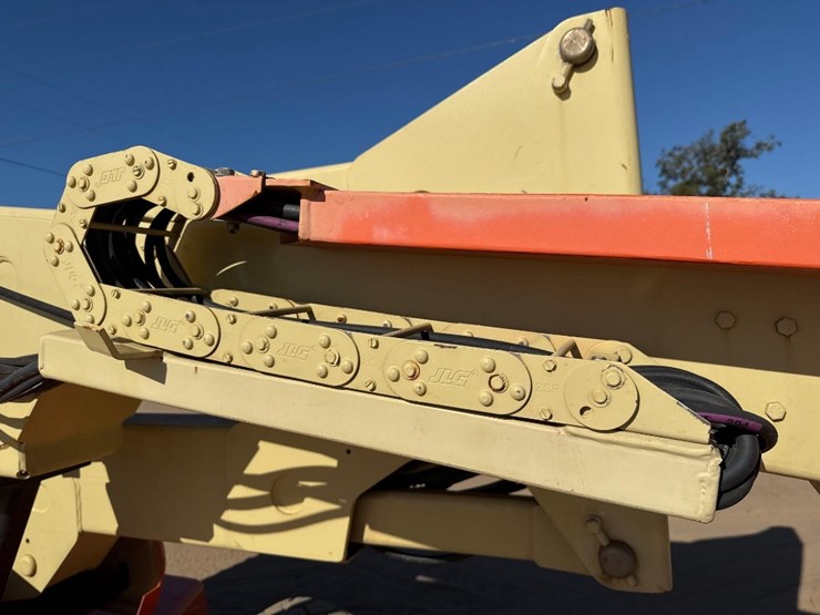 2008-jlg-e400ajpn-image-17