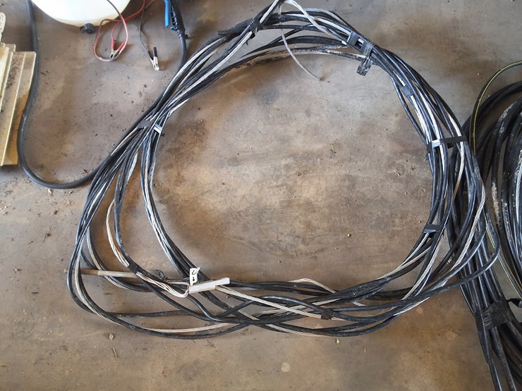 #514-•-lot-of-electrical-cable-image-3