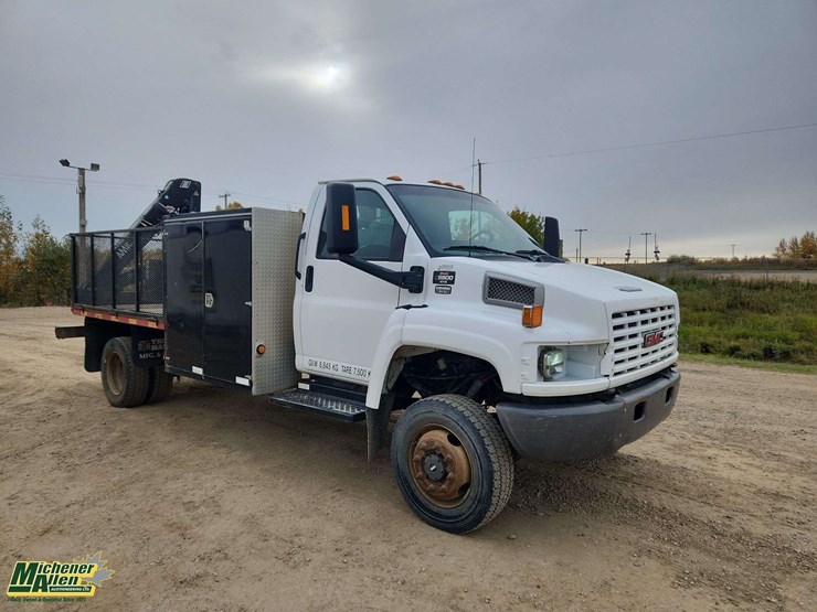 2005-gmc-topkick-c5500-image-2