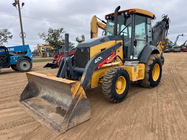 2017-deere-410l-image-8