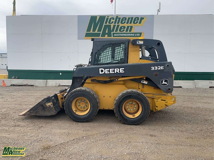 2013-deere-332e-image-2