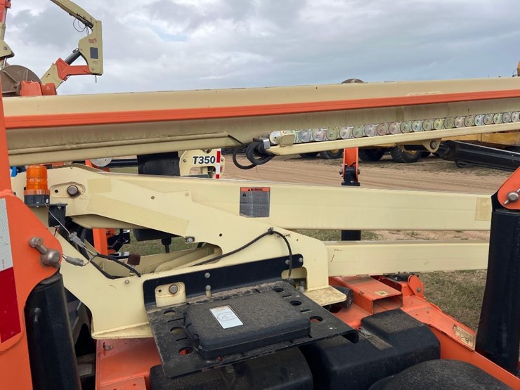 2018-jlg-t500j-image-16