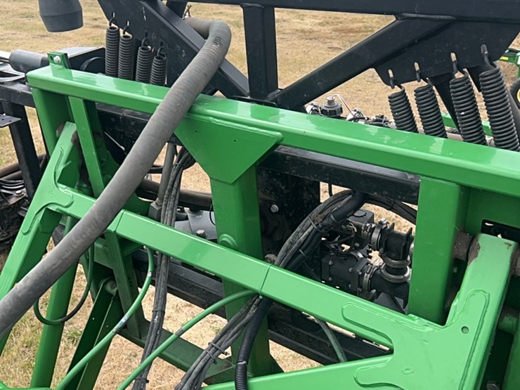 john-deere-4830-image-46