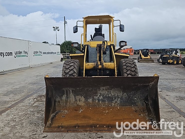 2005-komatsu-wa200-5-image-19