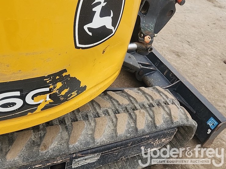 2021-deere-26g-image-14