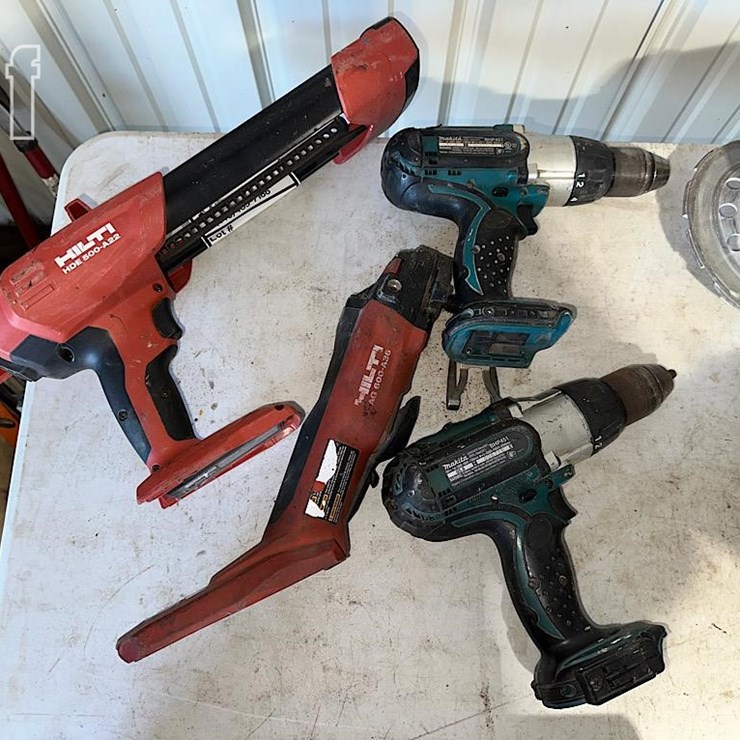 HILTI ASSORTED HILTI / MAKITA TOOLS