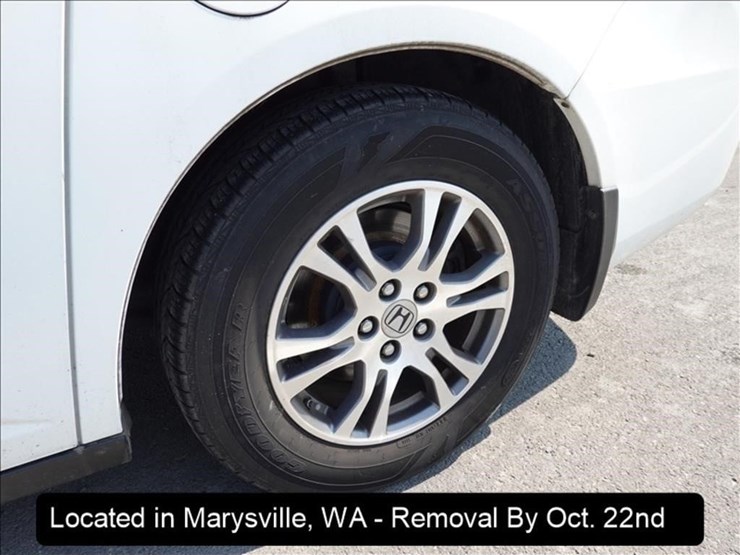 2011-honda-odyssey-image-17