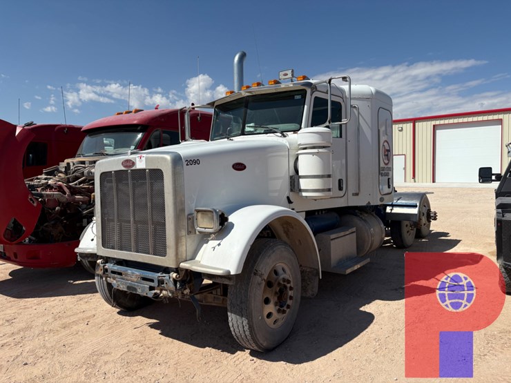 2008-peterbilt-367-image-2