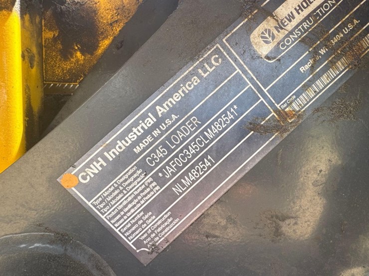 new-holland-c345-image-17