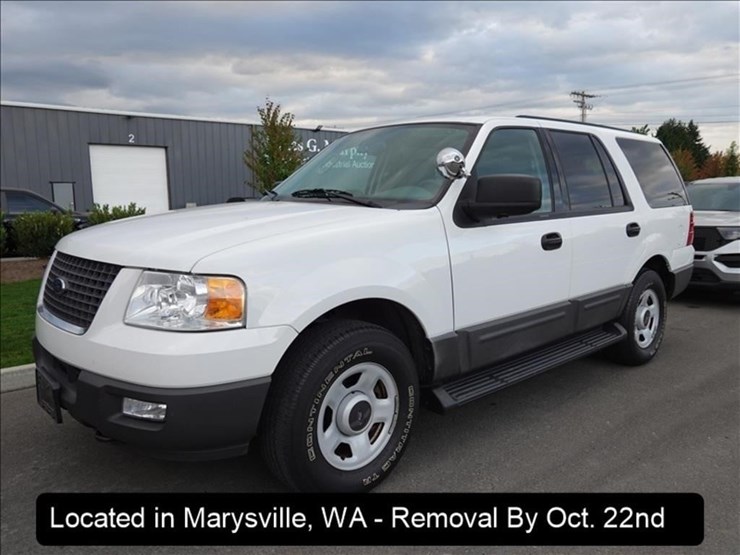 2004-ford-expedition-image-1