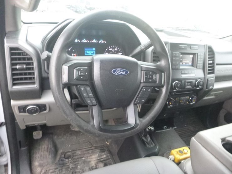 ford-f550-image-17