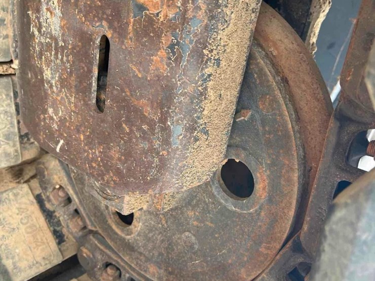 deere-75g-image-17