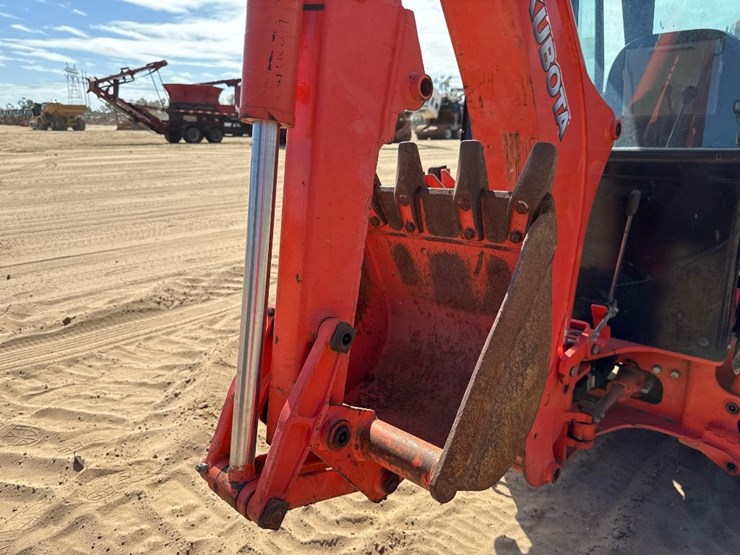 kubota-b26-image-17