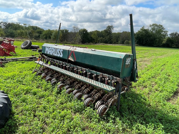 #5022-•-marliss-13'-grain-drill-image-4