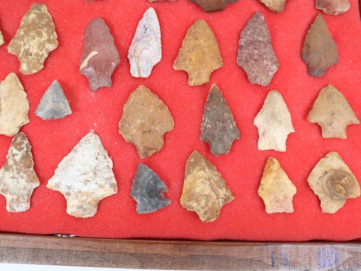 #63-•-#4169-•-(35)-framed-native-american-artifacts-image-6