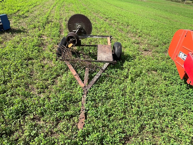#5025-•-buzz-saw-on-cart-image-2