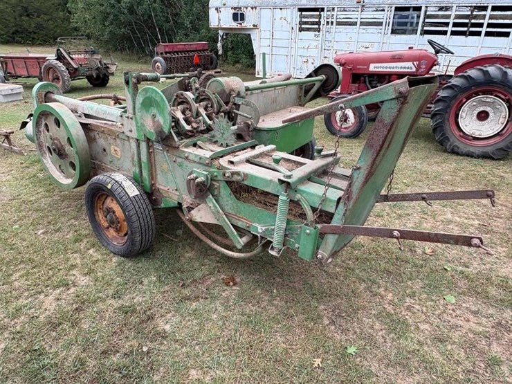 john-deere-14t-image-3