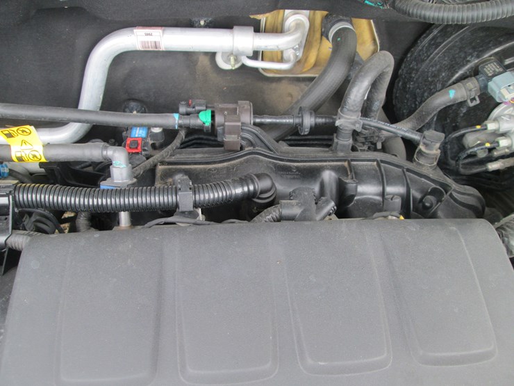 2019-buick-encore-image-14