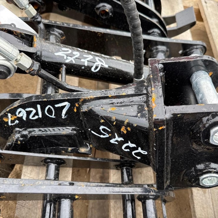 UNUSED IRANCH 1R EXCAVATOR RIPPER